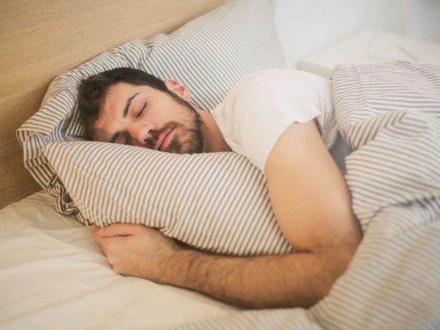 Durée de sommeil recommandée pour l&rsquo;adulte