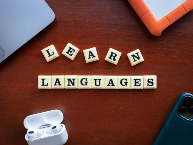 Guide pratique pour apprendre plusieurs langues efficacement